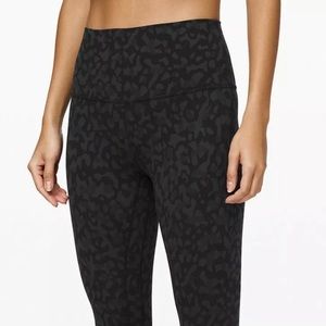 lululemon wonder under 7/8 s